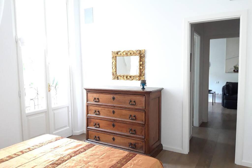 Casadianna Apartment Милано Екстериор снимка
