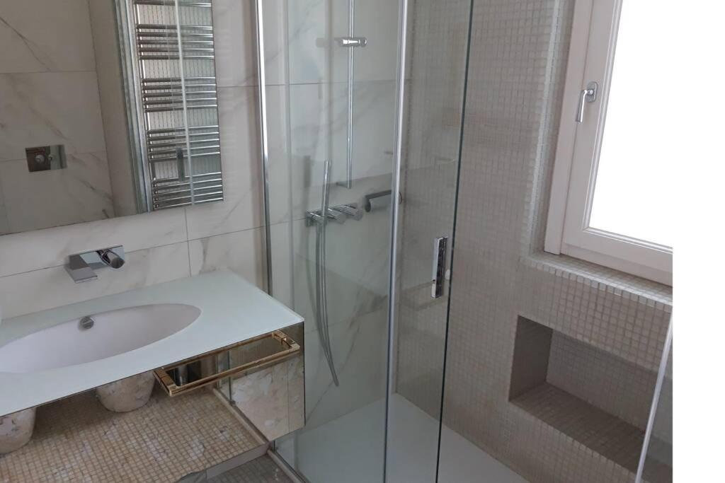 Casadianna Apartment Милано Екстериор снимка