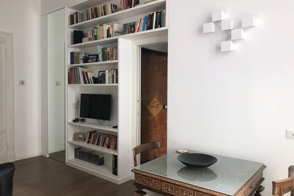 Casadianna Apartment Милано Екстериор снимка